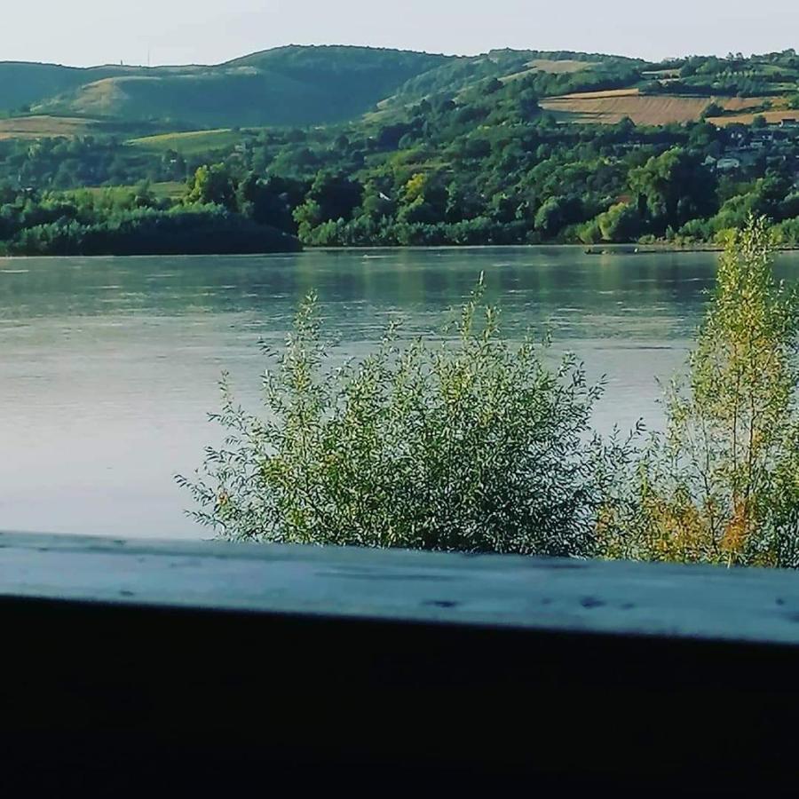 Captain'S House By The Danube River Cerevic Zewnętrze zdjęcie