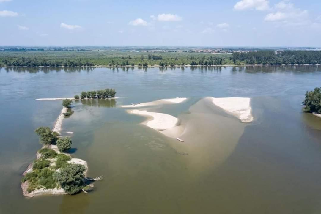 Captain'S House By The Danube River Cerevic Zewnętrze zdjęcie