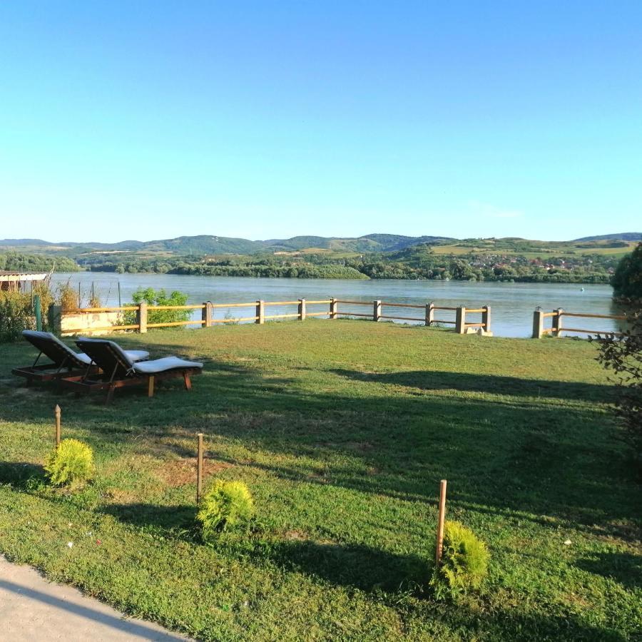 Captain'S House By The Danube River Cerevic Zewnętrze zdjęcie